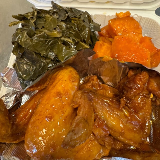Small Wing Platter.